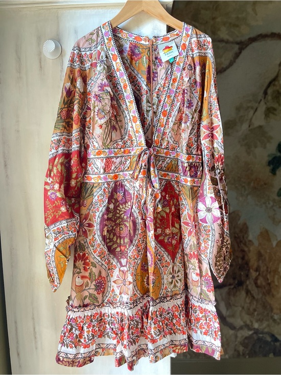FARM Rio Dresses & Skirts - FARM Rio Pink, Red, Orange & Gold Floral Mini Dress